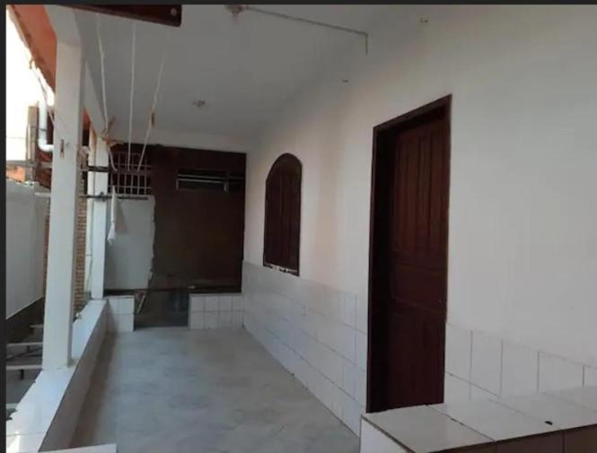 Casa Aconchegante No Pero Prox E Comercio